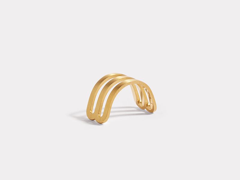 JEM - Half ring Etreintes mounted on Fairmined yellow gold