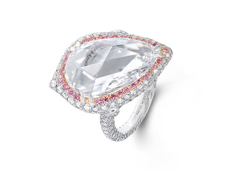 David Morris - Ring embellished with a 6.70ct pear cut diamond and pink diamonds