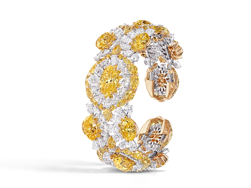 Yellow Diamonds Shine Bright At The Paris High Jewelry Previews