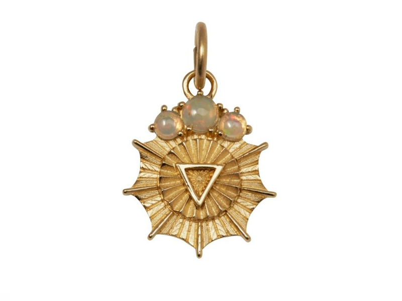 Foundrae - Gold water badge medallion decorated with opal