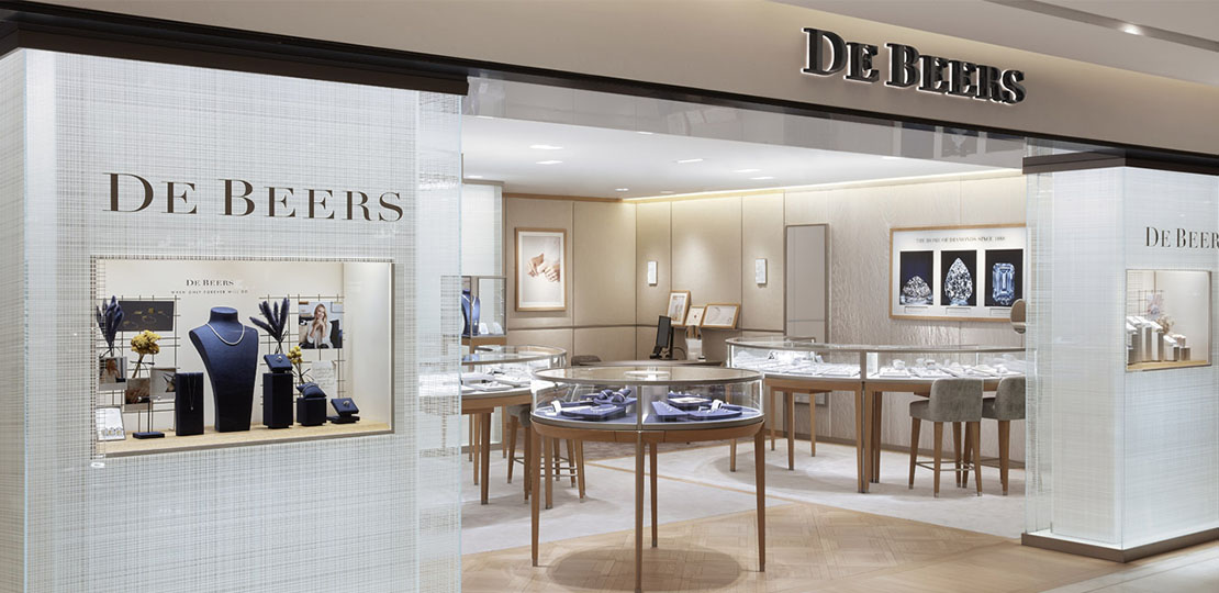DE BEERS LAUNCHES NEW ONLINE STORE FOR ITS DIAMOND JEWELRY