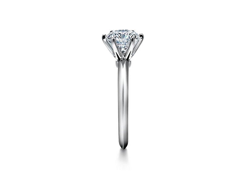 Tiffany & Co - The Tiffany® Setting Engagement Ring in Platinum