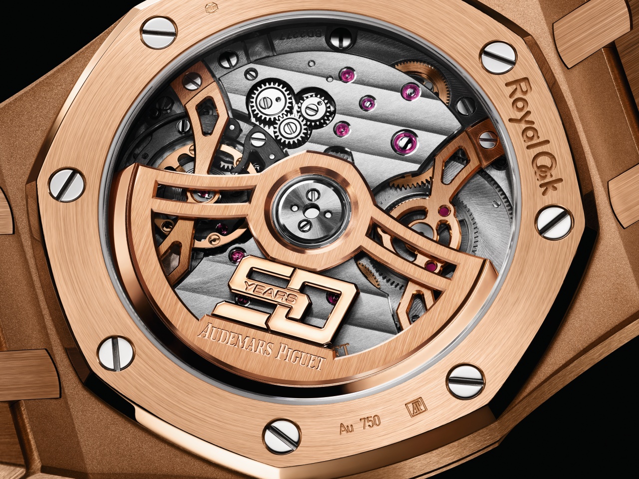 Audemars Piguet Debuts New Models for 50th Anniversary of Royal Oak – Robb  Report