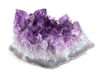 More serenity for 2023 with amethyst jewels